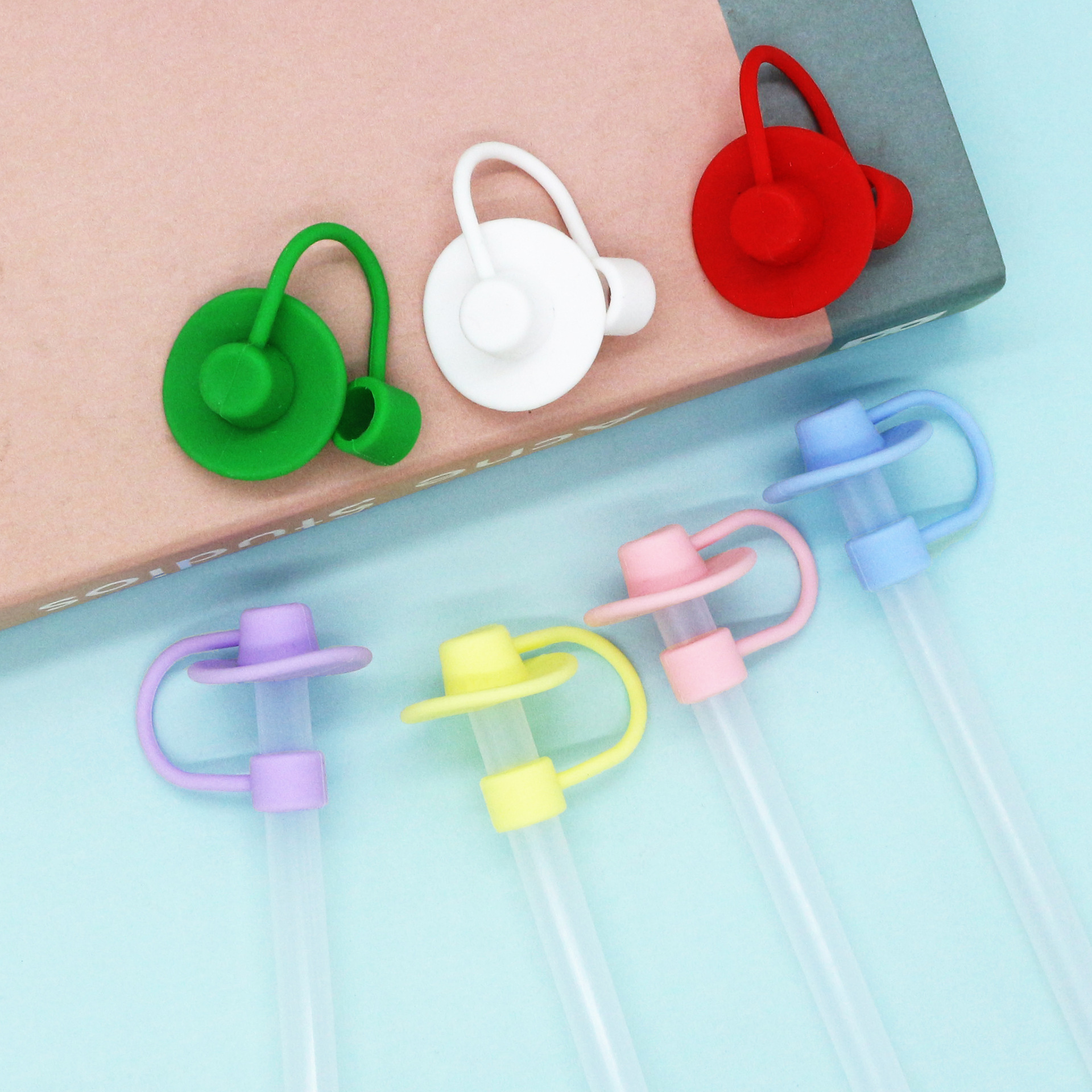 Amazon venta caliente de dibujos animados de silicona vaquero gorra de paja cubierta de hielo taza gorra de paja 10mm enchufe de paja en stock al por mayor