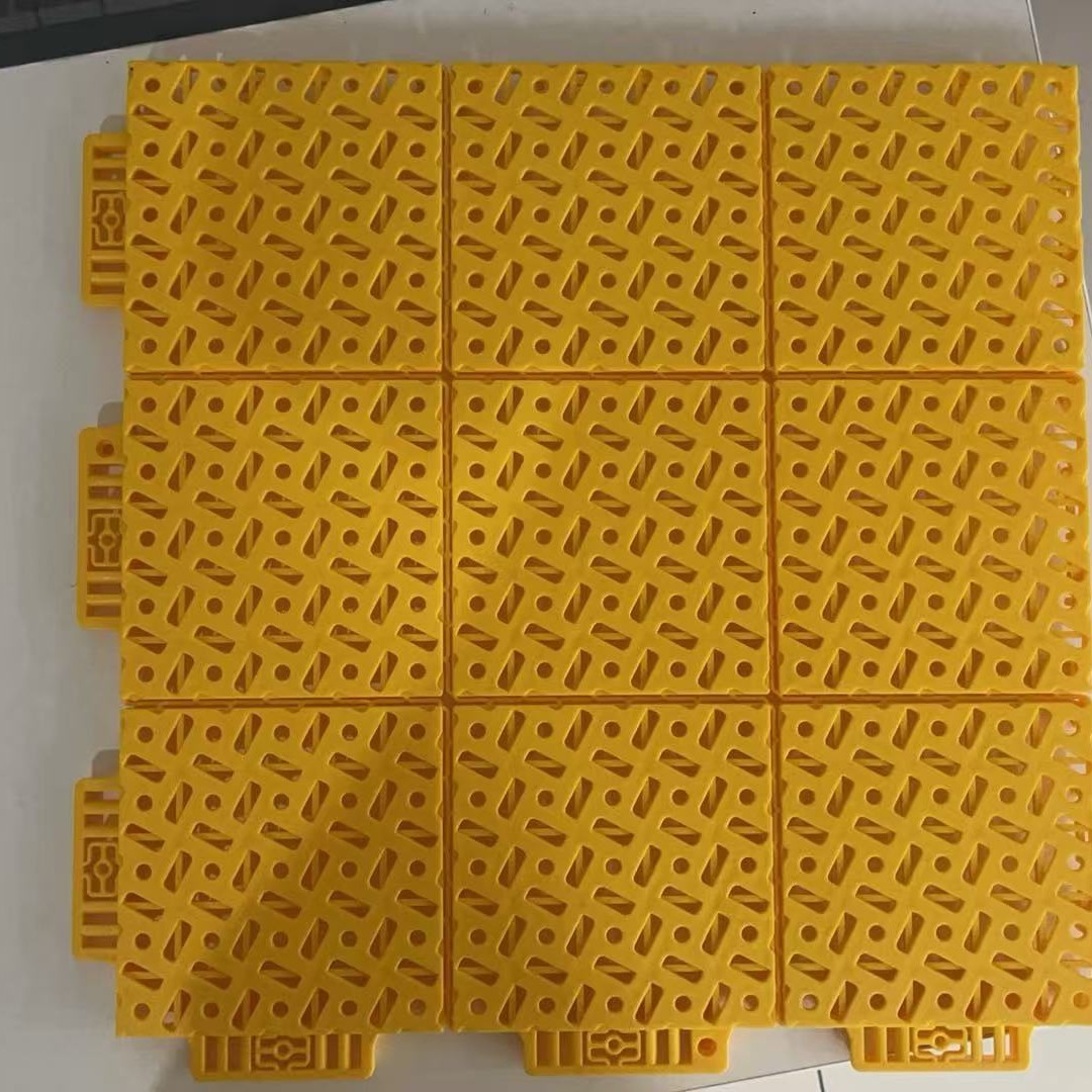 Nine grid windmill soft connection