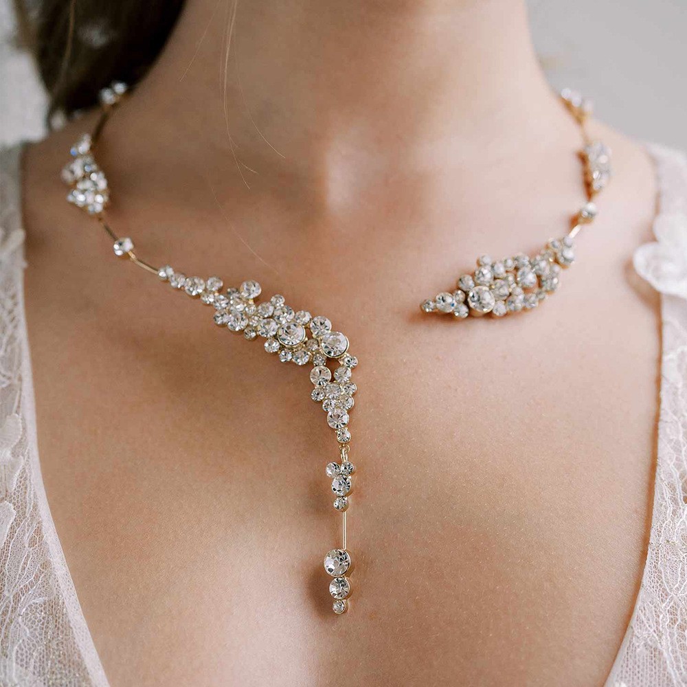 Transfronterizo lujo ligero francés clavícula de alto nivel sensación estereoscópica collar de diamante collar de novia
