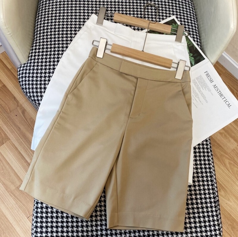 High-End Magic Pants~ Worth More Than 1500 from the Store, Slimming, Comfortable, Stretchy Suit-Style Five-Point Shorts for Women, New Summer Model High-End Magic Pants~ Worth More Than 1500 from the Store, Slimming, Comfortable, Stretchy Suit-Style Five-Point Shorts for Women, New Summer Model