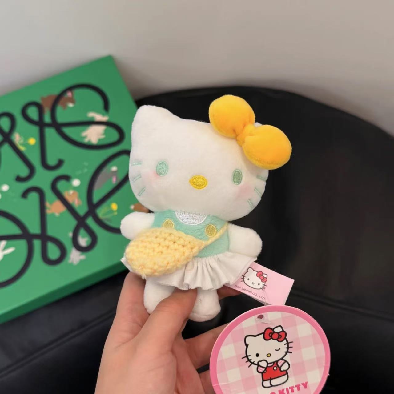 Genuino clásico KT Hello Kitty mochila bolso colgante dibujos animados lindo hellokitty llavero muñeca de felpa mujer