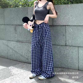 格子直筒休闲裤女早秋新款复古高腰宽松阔腿慵懒风拖地长裤子