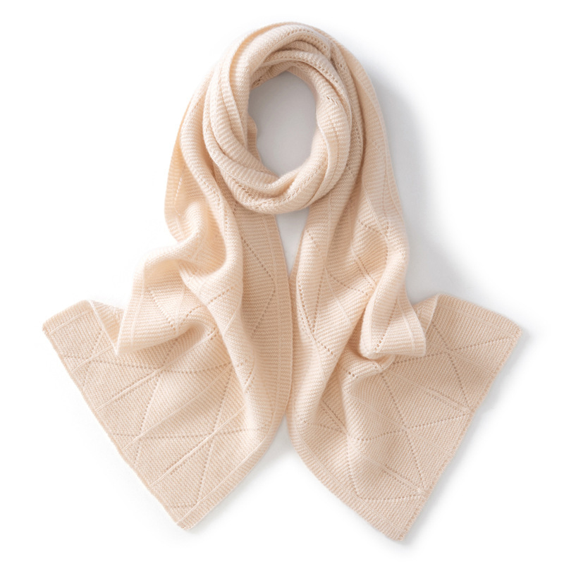 围巾披肩山羊绒镂空轻盈软糯时尚百搭围脖菱形保暖中国风秋冬新款