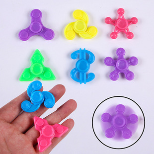 Color 4cm fingertip gyro cross-border decompression trade gyro toy multi-shape plastic mini fingertip gyro