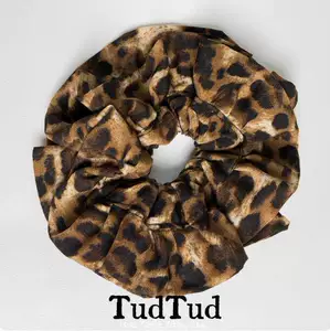 TudTud Classic Leopard Print Chiffon Handmade Scrunchie! A hair accessory with a mature and sassy vibe, embodying the old money style