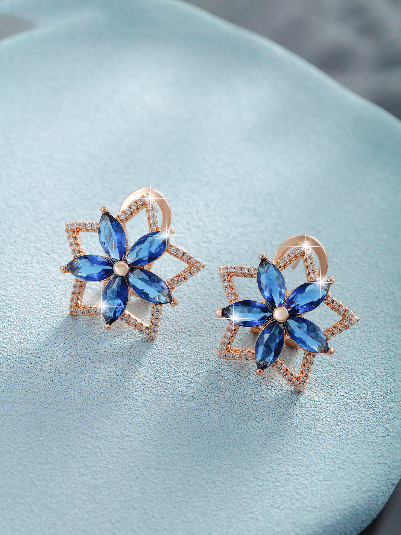 Xupar joyería imitación color tesoro serie estrella de cinco puntas flor Stud pendientes hembra color luz lujo temperamento pendientes de alta calidad