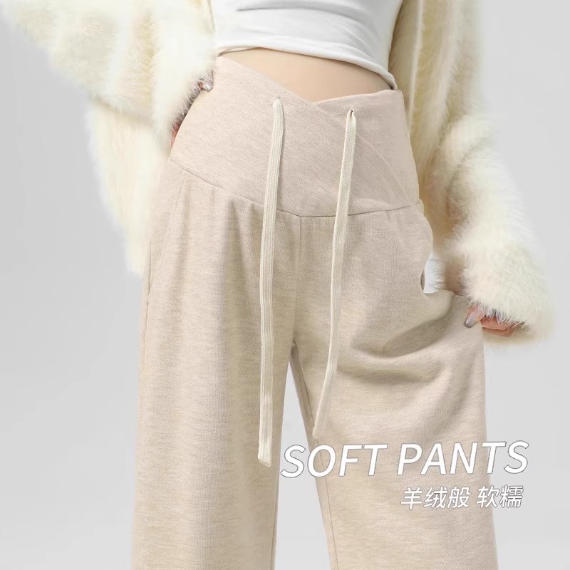 Maternity Pants Thickened Autumn and Winter Style Wide-Leg Pants for Outerwear, No Belly Support during Pregnancy, Winter Petite Maternity Casual Long Pants