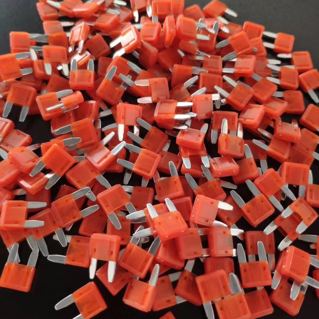 耐高温小号插片5A-40A32V尼龙汽车保险丝MINI汽车保险丝片迷你