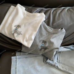 趙コーラ ~ 刺繍かわいいマフラー子犬tシャツ2025春新丸襟ゆるいカジュアルな半袖tee