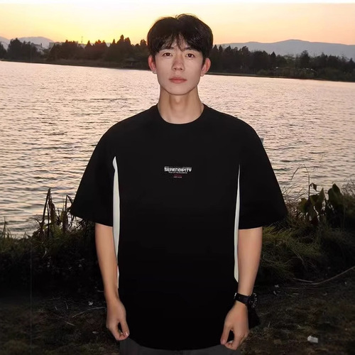 Trendy fashion brandless American retro heavy pure cotton patchwork color-blocking men's T-shirt with a charming, lazy, Japanese-style vibe