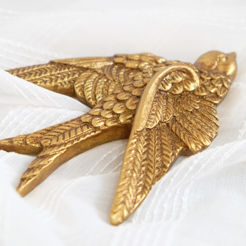 European retro light luxury flying swallow wall decoration living room bedroom wall decoration small swallow decoration wall hole blocking decoration