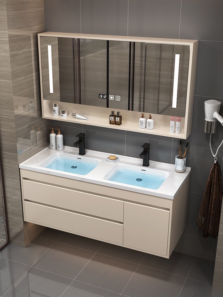 bd0e95f8-77f9-401f-86ed-671525429780.jpe