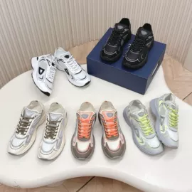 女式皮靴;女式休闲单鞋;女式时装单鞋