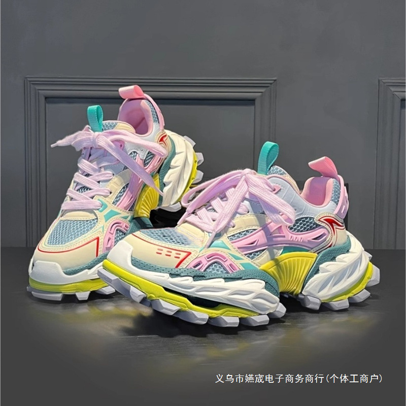 Niche Designer Men's Shoes 2025 Street Style Catwalk Shoes Thick-Soled Non-Slip Sports Shoes Heightening Dad Shoes for Men