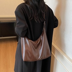新款女包大容量包包女秋冬百搭2025新款复古单肩斜挎包简约上课通
