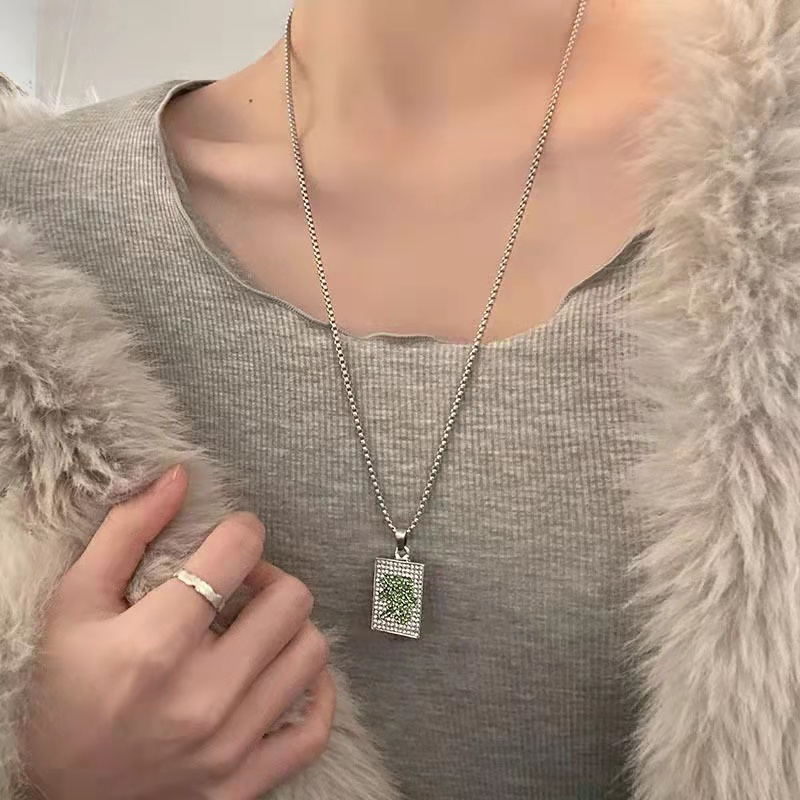 New Creative China-Chic Hip Hop Mahjong Full Diamond Red Hair Necklace Men and Women's Personalized Streets Versatile_voghion.com