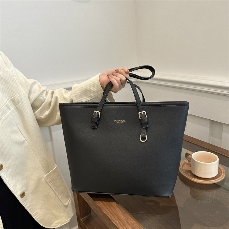 Este año, bolsos populares de moda de mujer, bolsos de mano, bolsos de hombro, bolsos de mano de mamá, bolsos de mano de 2024 para mujeres.