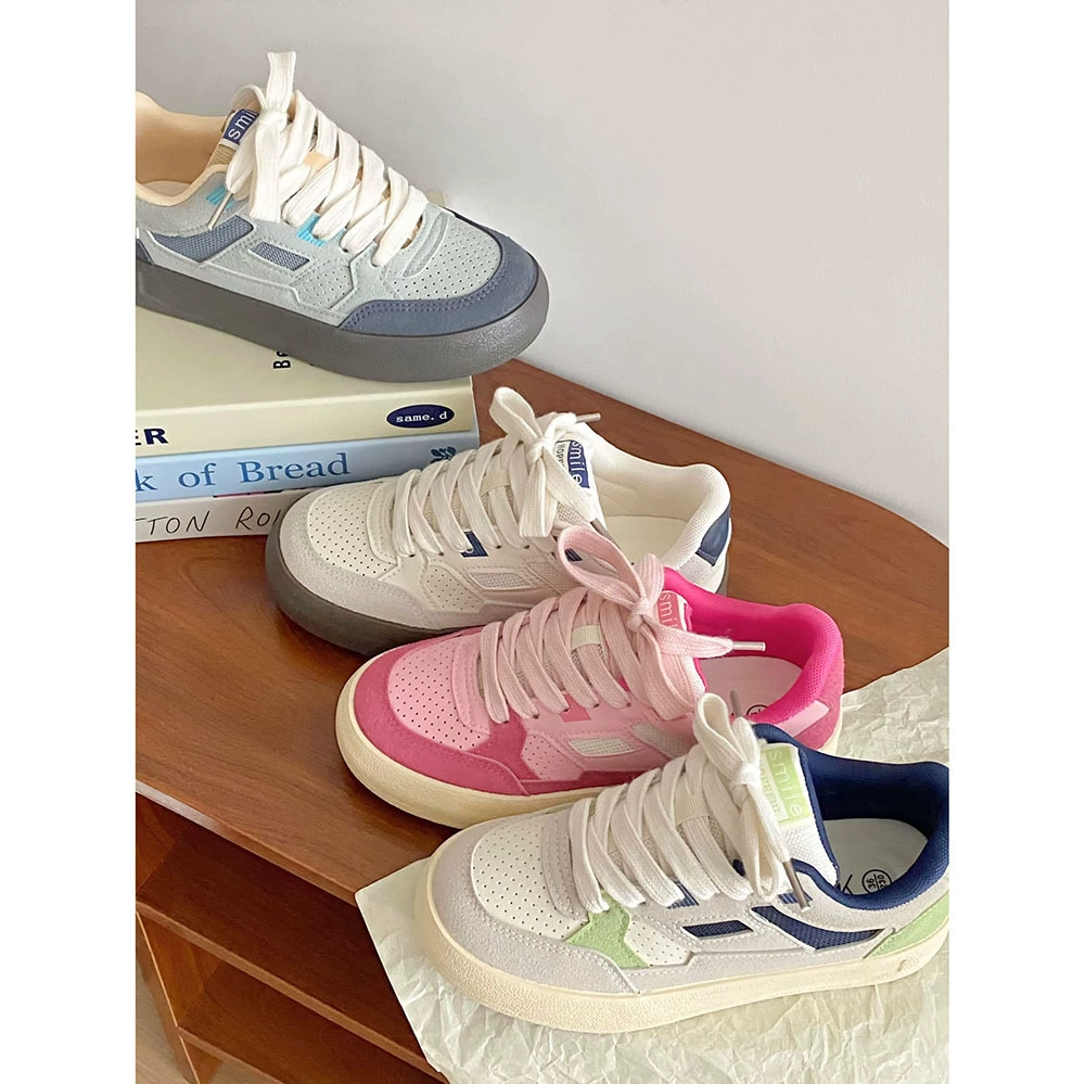 Американские кроссовки в стиле ретро, женские весенние новые белые туфли 2024 года на толстой подошве, нишевые студенческие повседневные кроссовки