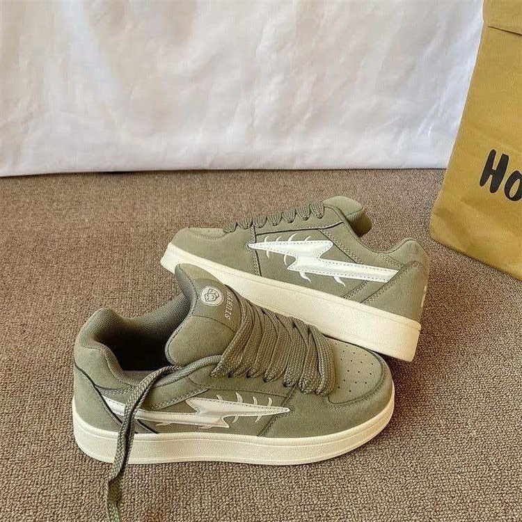 2026 primavera nuevo estilo coreano diseño de nicho universal de alto valor de cara zapatillas deportivas relámpago para hombres y mujeres zapatos de panadería