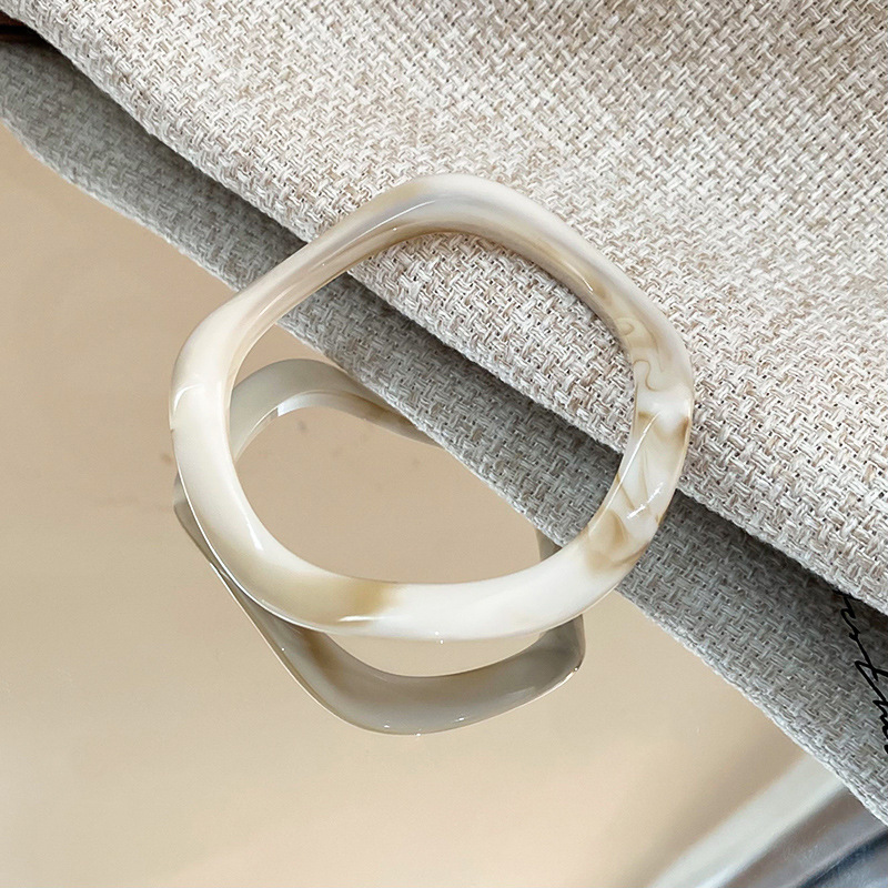 Arte coreano mancha resina francés retro ámbar pulsera exagerada femenina pulsera pulsera retro todo fósforo pulsera