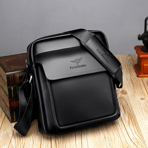 New Kangaroo Single Shoulder Bag Large Capacity Crossbody Bag Men's Fashion Backpack Fast Shipping Pinduoduo One-Time Delivery