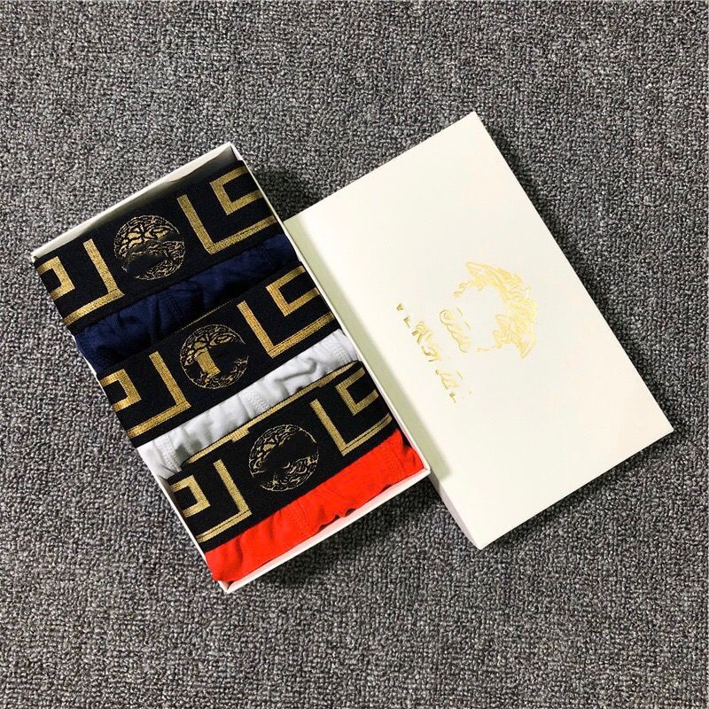 Trendy Brand High-End Men's Pure Cotton Underwear Medusa Fashion Youth Shorts Student Boxer Briefs Wholesale Trendy Brand High-End Men's Pure Cotton Underwear Medusa Fashion Youth Shorts Student Boxer Briefs Wholesale