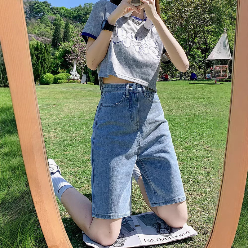 Light-Colored Five-Point Denim Shorts for Women, Summer Thin Style, 2026 New High-Waisted Loose Slimming A-Line Wide-Leg Straight Mid-Length Pants Light-Colored Five-Point Denim Shorts for Women, Summer Thin Style, 2026 New High-Waisted Loose Slimming A-Line Wide-Leg Straight Mid-Length Pants