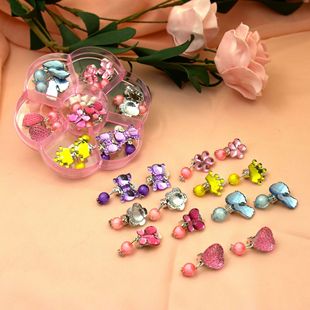 Amoy source Korean version of the new children's little princess cartoon no hole no hole ear clip earrings plum box set