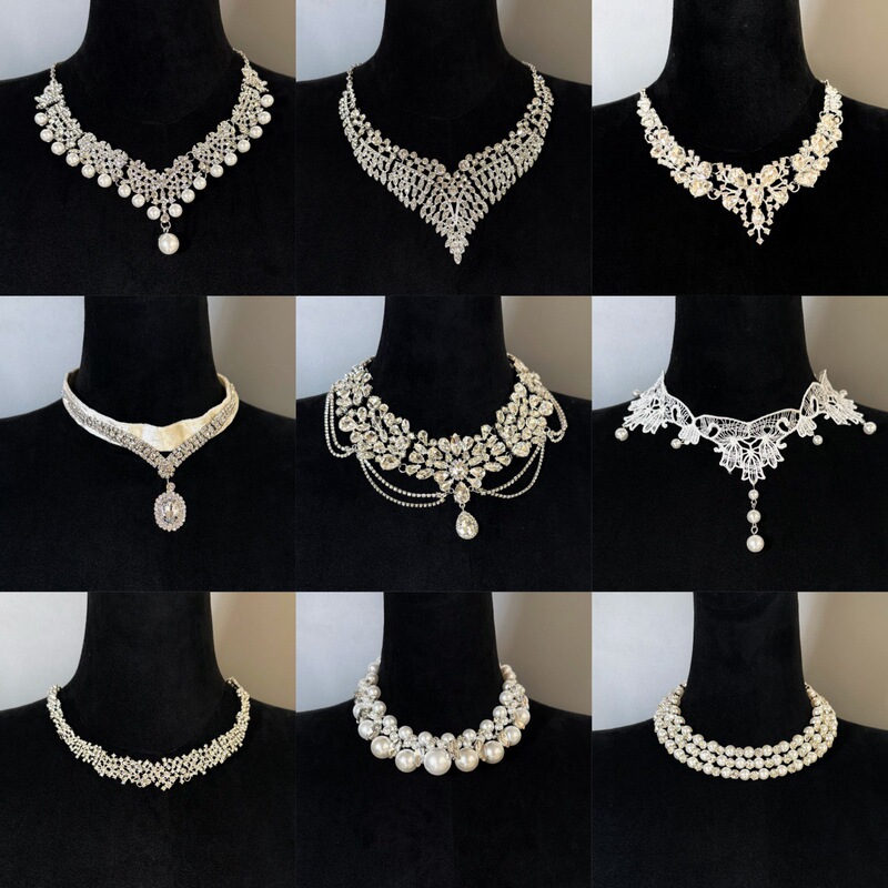 Palace-Style Evening Gown with Diamond-Studded Lace Necklace, Luxurious and Sophisticated Low-Neck Collarbone Chain, Exquisite Dress Accessory Choker Palace-Style Evening Gown with Diamond-Studded Lace Necklace, Luxurious and Sophisticated Low-Neck Collarbone Chain, Exquisite Dress Accessory Choker
