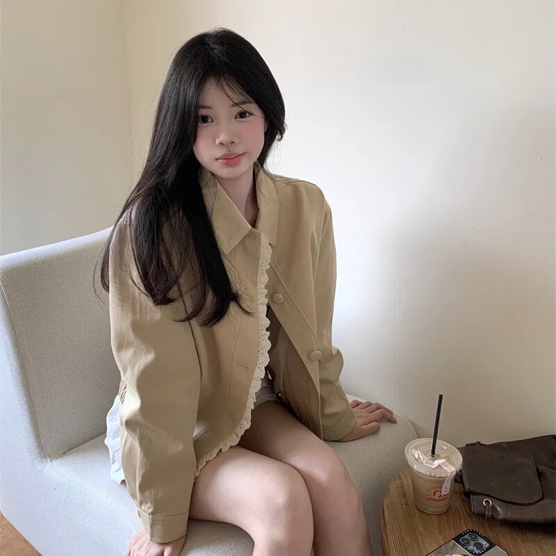 Lace Design Patchwork Lapel Short Jacket 2025 Spring and Autumn Khaki Baseball Jacket with a High-End Feel Lace Design Patchwork Lapel Short Jacket 2025 Spring and Autumn Khaki Baseball Jacket with a High-End Feel