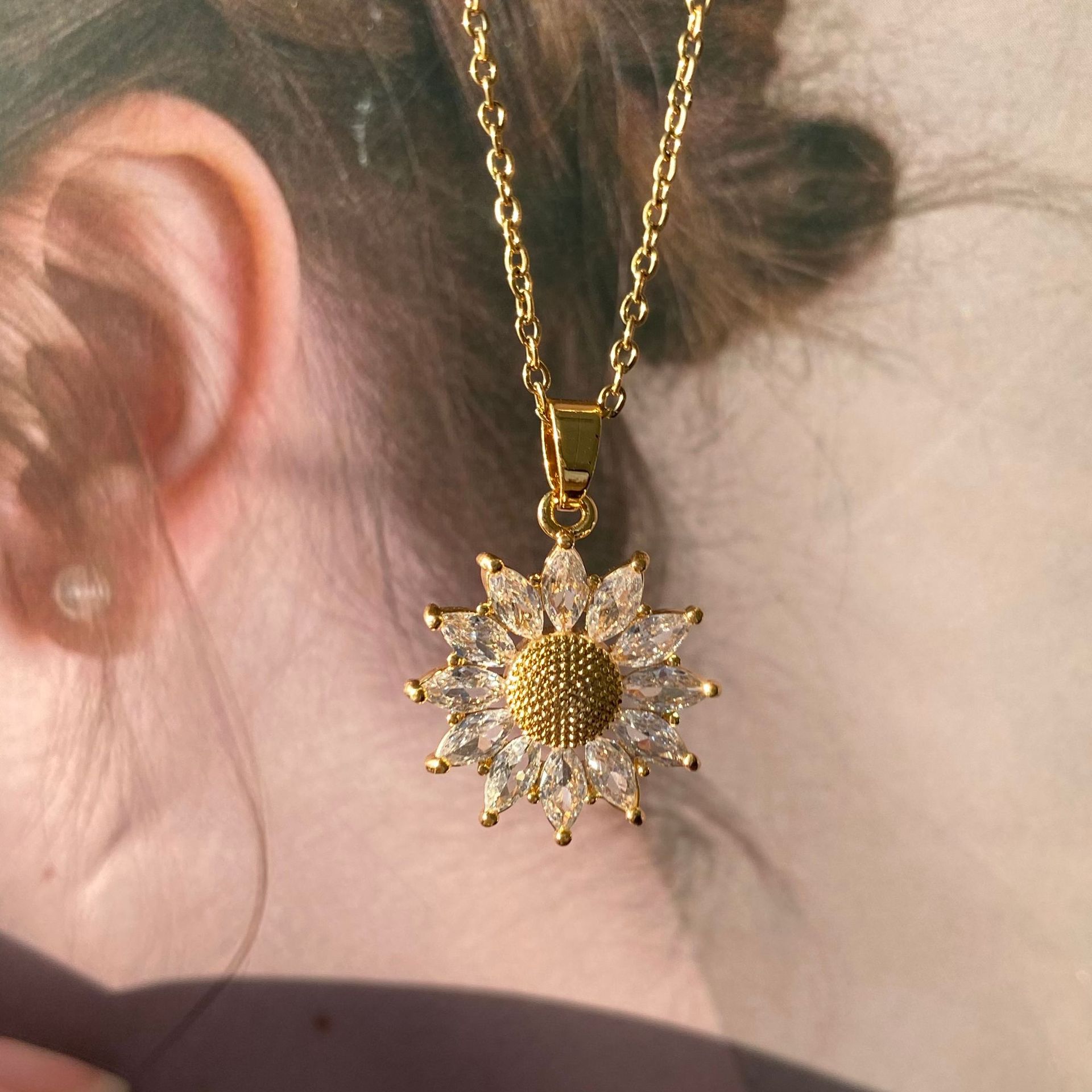 Fashion Flower Titanium Steel Plating Inlay Zircon Pendant Necklace 1 Piece