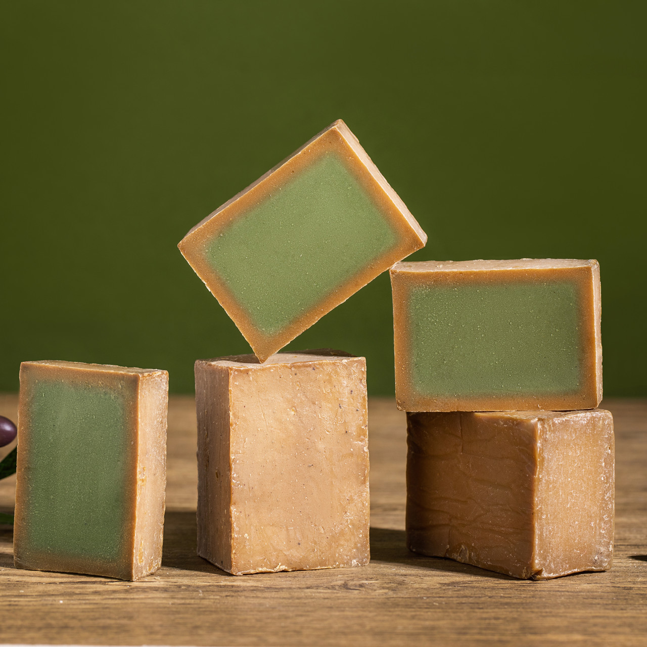 YTUK imported Syrian plant essential oil handmade ancient soap contains laurel essence cleansing bath soap natural cleansing