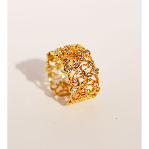 Palace style lace ring romantic retro art pattern water drop zircon hollow ancient ring 764