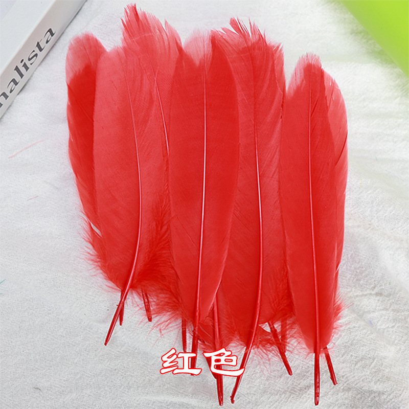 Fábrica directa pequeña serie de plumas rojas DIY accesorios accesorios de artesanía ropa accesorios escenario plumas