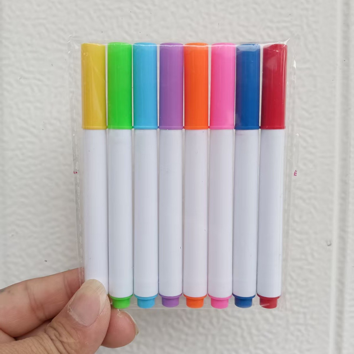 Pluma fluorescente estudiante fábrica al por mayor Oficina color pluma clave marcado acuarela pluma LED luz tablero pluma líquido tiza