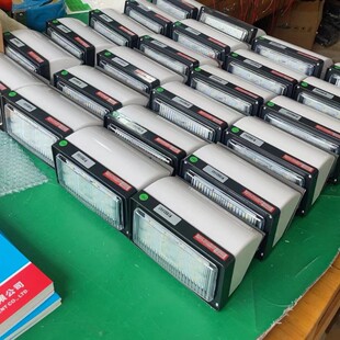 Y888 белая пожарная машина 90 градусов боковое освещение скорой помощи сбоку установлен световой сигнал 12V24V