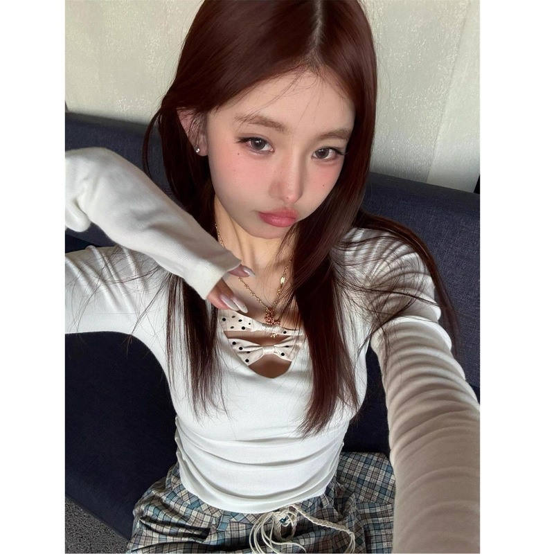 【40-Count Cotton】White Polka Dot Patchwork U-Neck Long-Sleeve T-Shirt for Women, Autumn Slim Fit Sweet and Chic Short Style