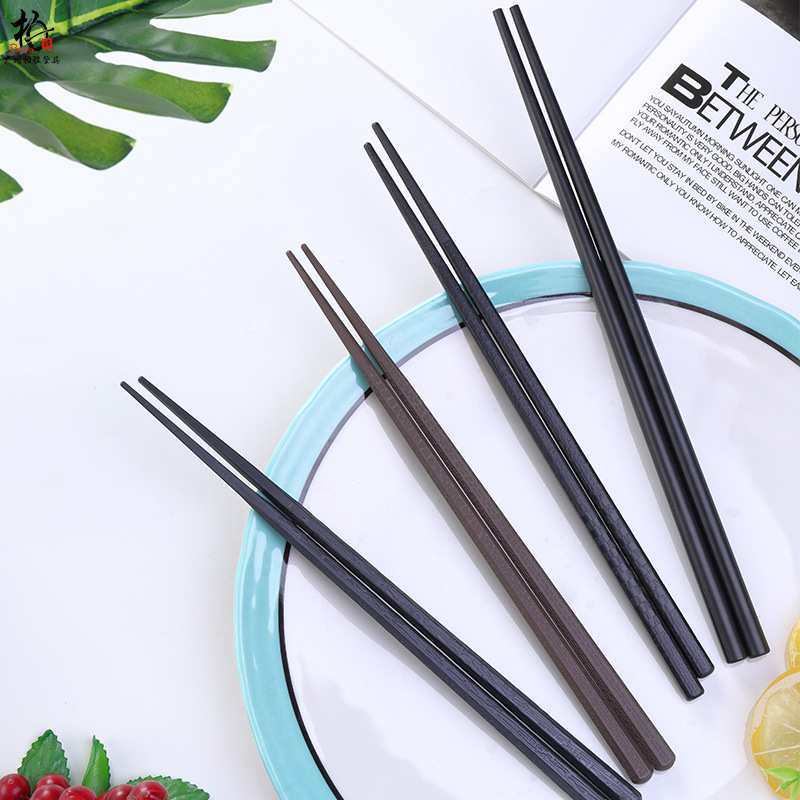 palillos de hotel japonés al por mayor aleación antideslizante no moqueante resistente a altas temperaturas 10 pares de palillos de cubierta