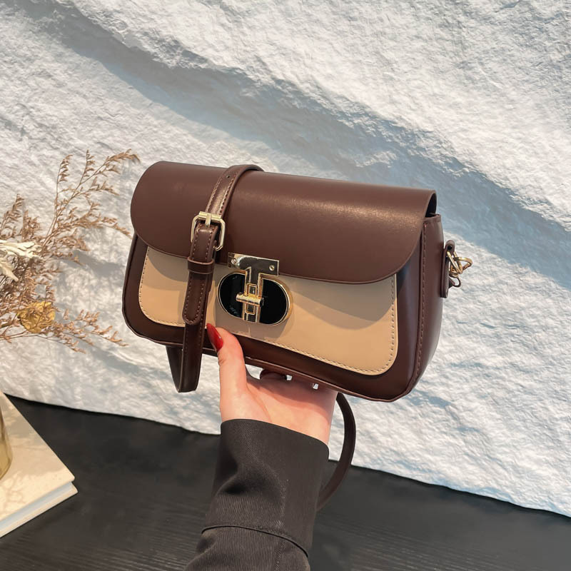 Bolsa de hombro de bloqueo de personalidad retro color contrastante 2024 otoño nueva moda estilo extranjero simple bolso de hombro