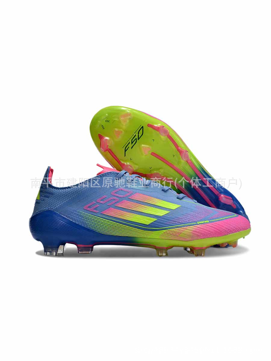 Fábrica de Putian al por mayor F50 zapatos de fútbol FG zapatos con lengua baja zapatos de fútbol hombres