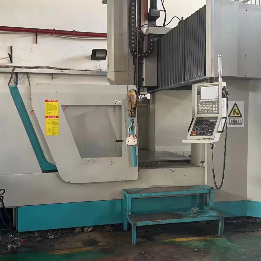 处理二手柯业2520龙门加工中心带油冷主轴BT50门高1300