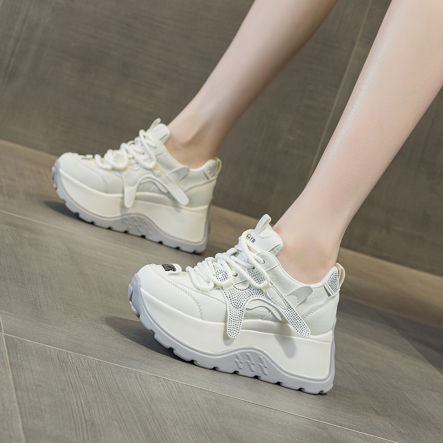 Giày sneaker nữ đế dày phong cách thể thao tăng chiều cao — 5008 lót đơn trắng, 5008 lót đơn xám, 5008-1 lót lông trắng, 5008-1 lót lông xám