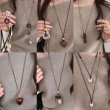 新中式长款几何方形吊坠项链小众高级感毛衣链秋冬新款毛衣卫衣链