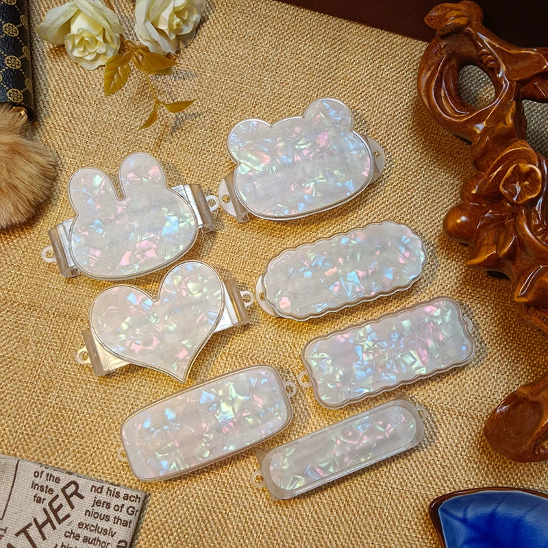 Зажим на задней оболочке чехла для мобильного телефона Зажим на задней пластине для мобильного телефона