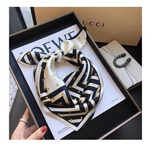 �z��2025�¿���|�ٴ����Ů����r�Џ͹�ϵ���߼������¸�С����