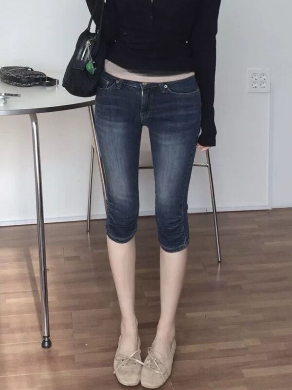 American retro style plus-size washed distressed denim cropped pants for women, Y2K low-waist slim-fit flared mid-length pants