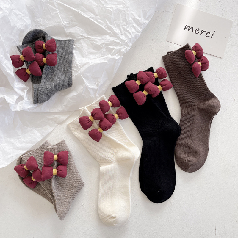 European-Style Handmade Heel Bow Cashmere Warm Mid-Calf Socks with Red Accessories, Sharkskin Pants, Versatile Outerwear Socks