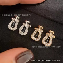 �M�������R��۶���p�ݸ߼��К��|���h�󺽺�ͨ�ڕr�аٴ���Ů��