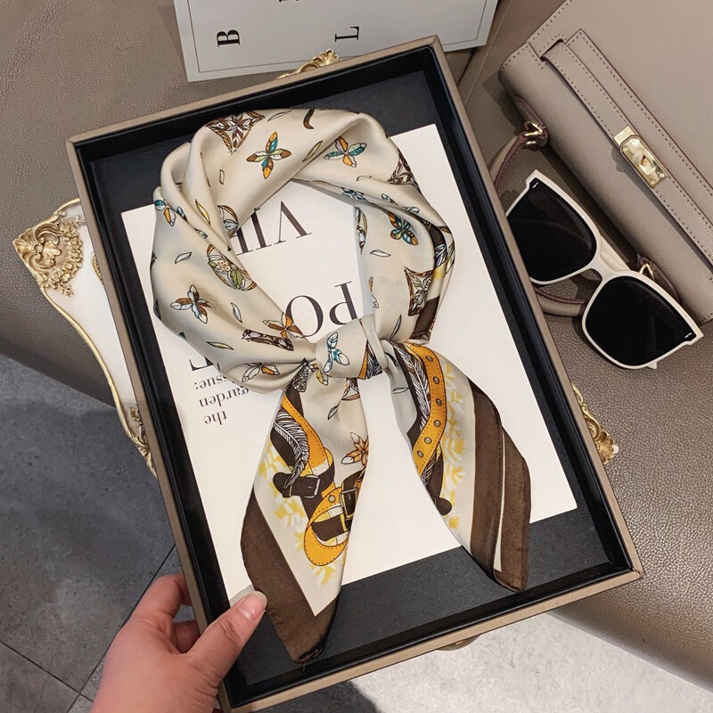 Square scarf silk scarf for mother women Summer matching shirt bag tie bag ribbon New 2023 popular neck accessories small square scarf