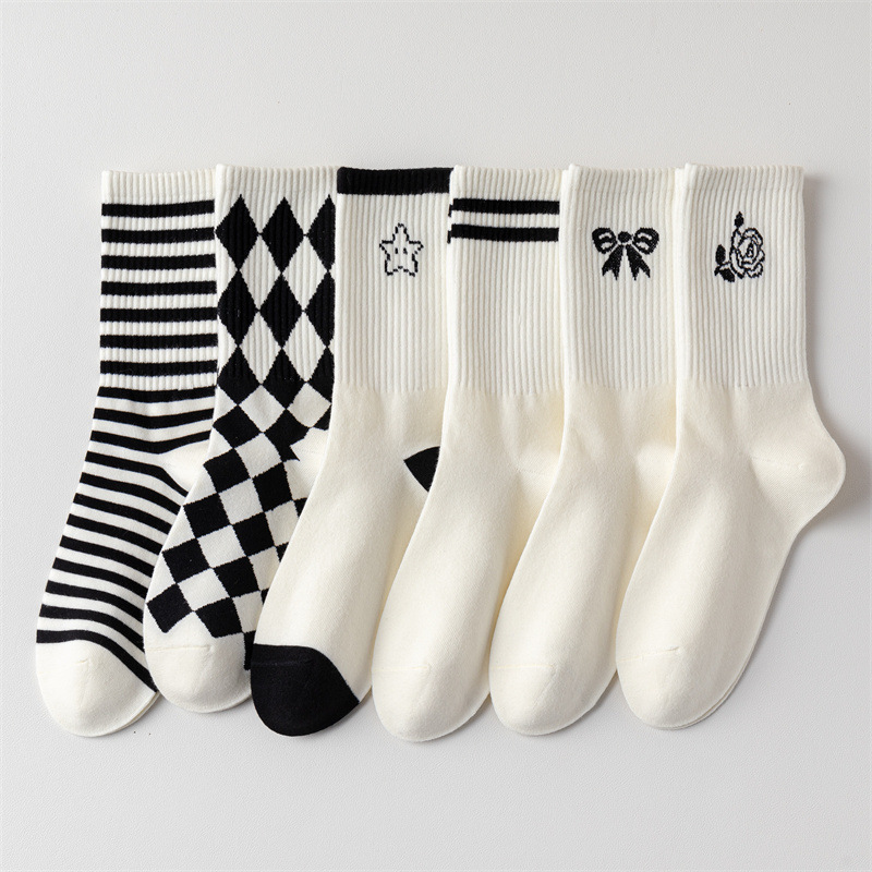 New Japanese Black and White Socks Women's Spring and Autumn Mid-length Socks Piled Stockings Bow Striped Loafers Women's Socks